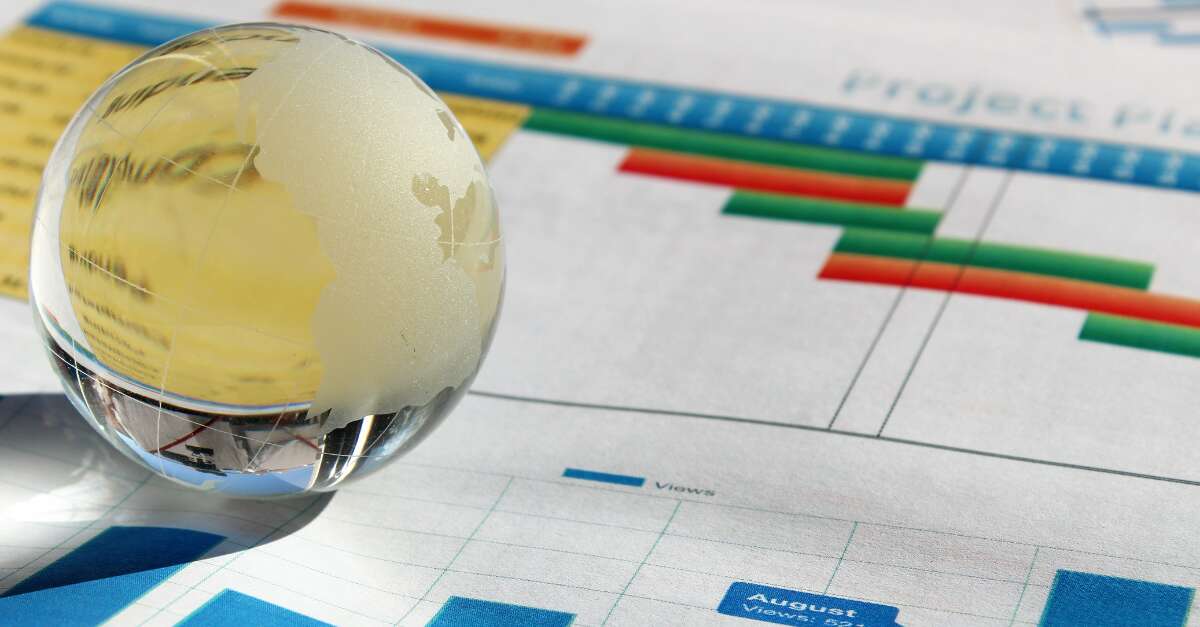 Evoluzione del commercio mondiale e previsioni 2022-2025