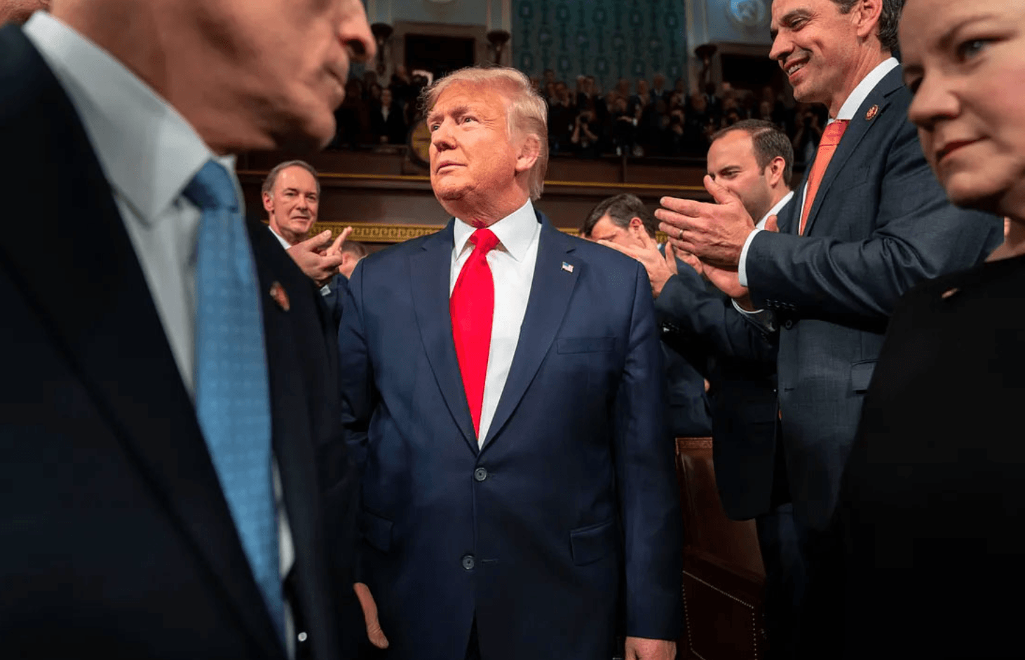 Trump alla prova: l'America dopo il voto